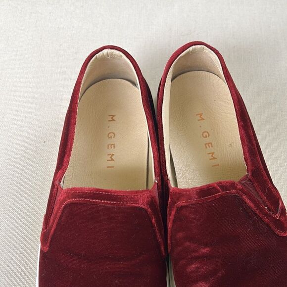 M. Gemi The Cerchio Velvet Sneaker in Red - Picture 3 of 9